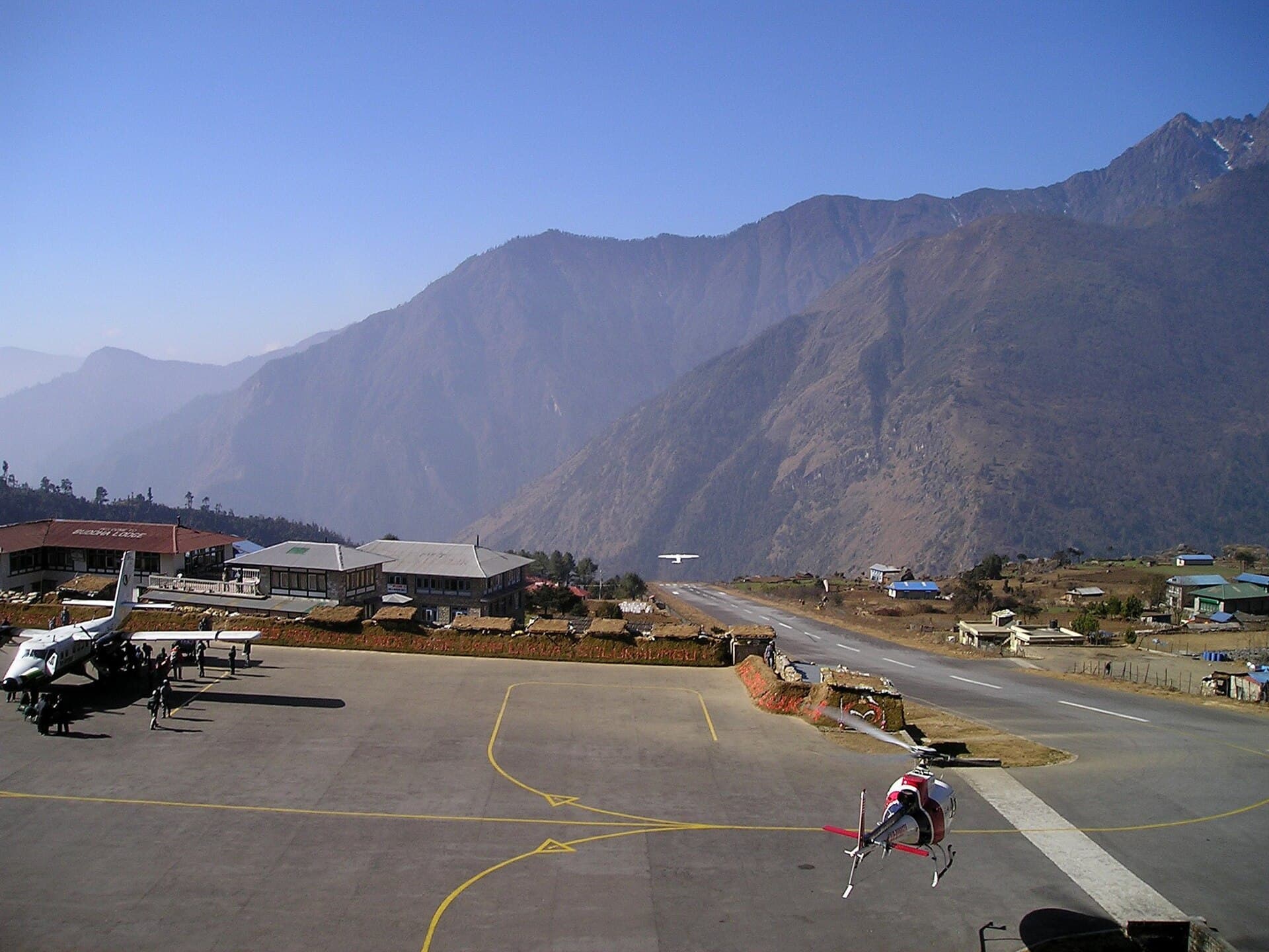 Day 17, Trek over the Zatrwa La to Lukla