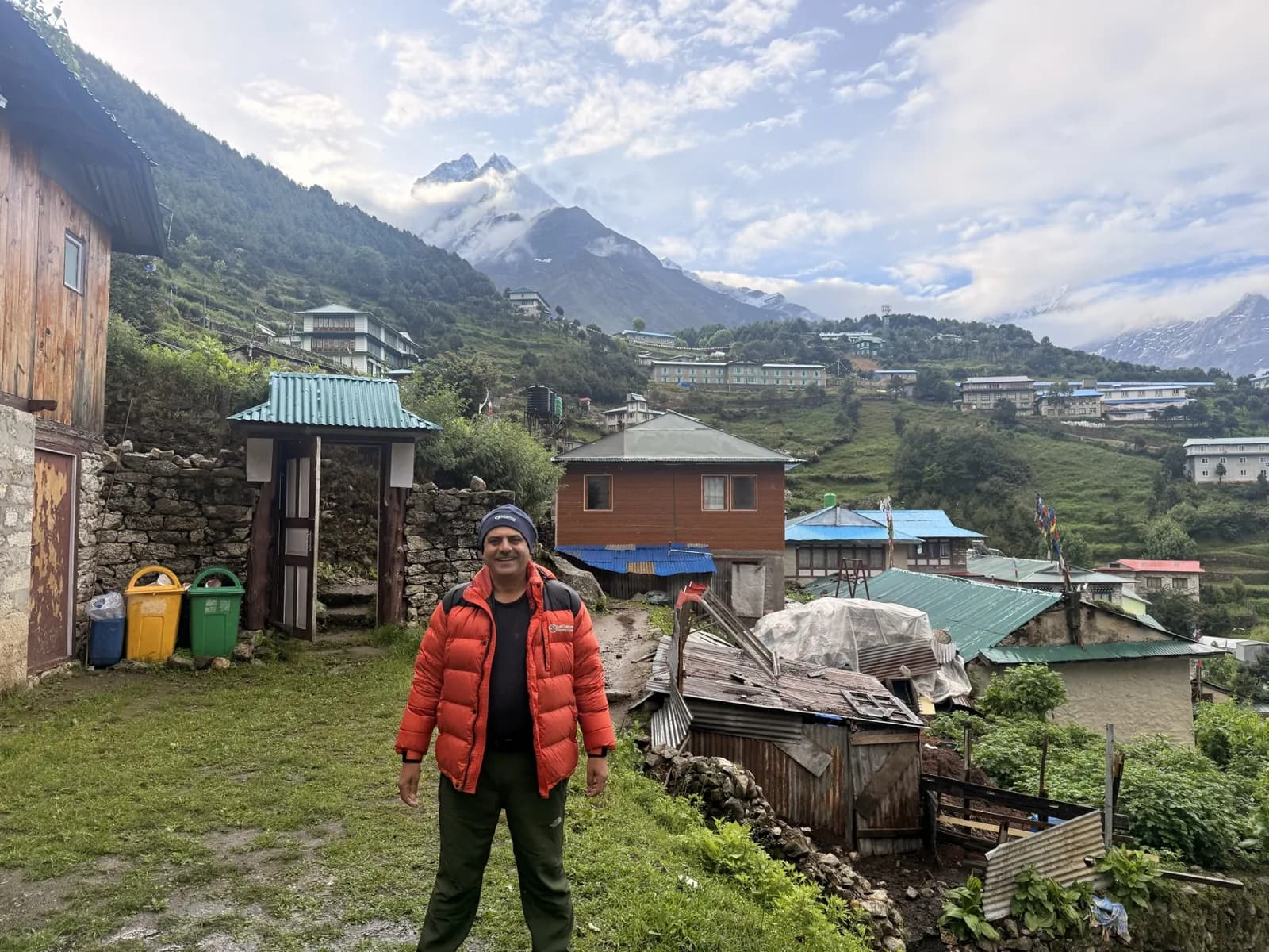 Day 4, Trek to Namche Bazaar, photo 1 of 3