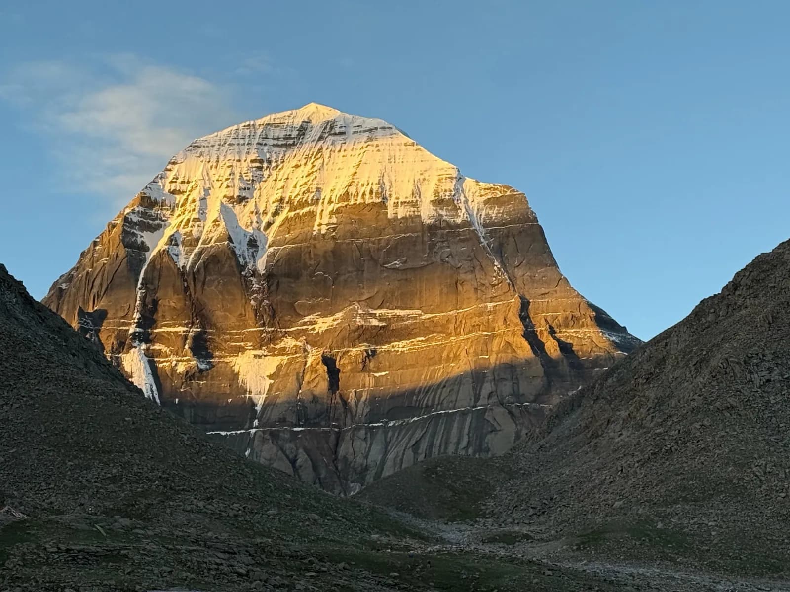 Kailash Express Premium, Flying from Beijing