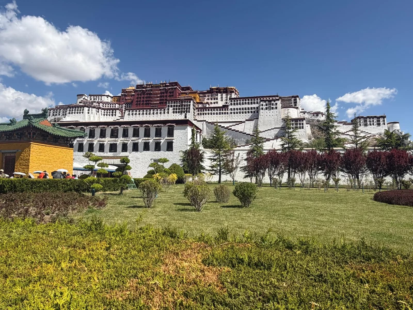Day 4, Fly to Lhasa, Tibet (3,656 m), photo 1 of 3