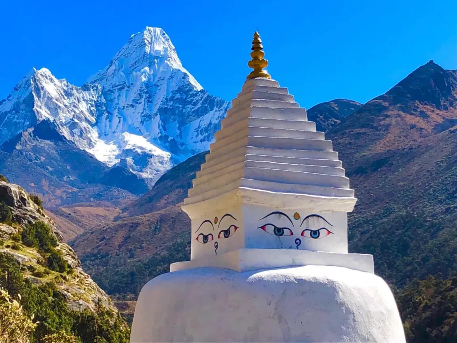 Day 6, Trek to Tengboche, photo 1 of 3