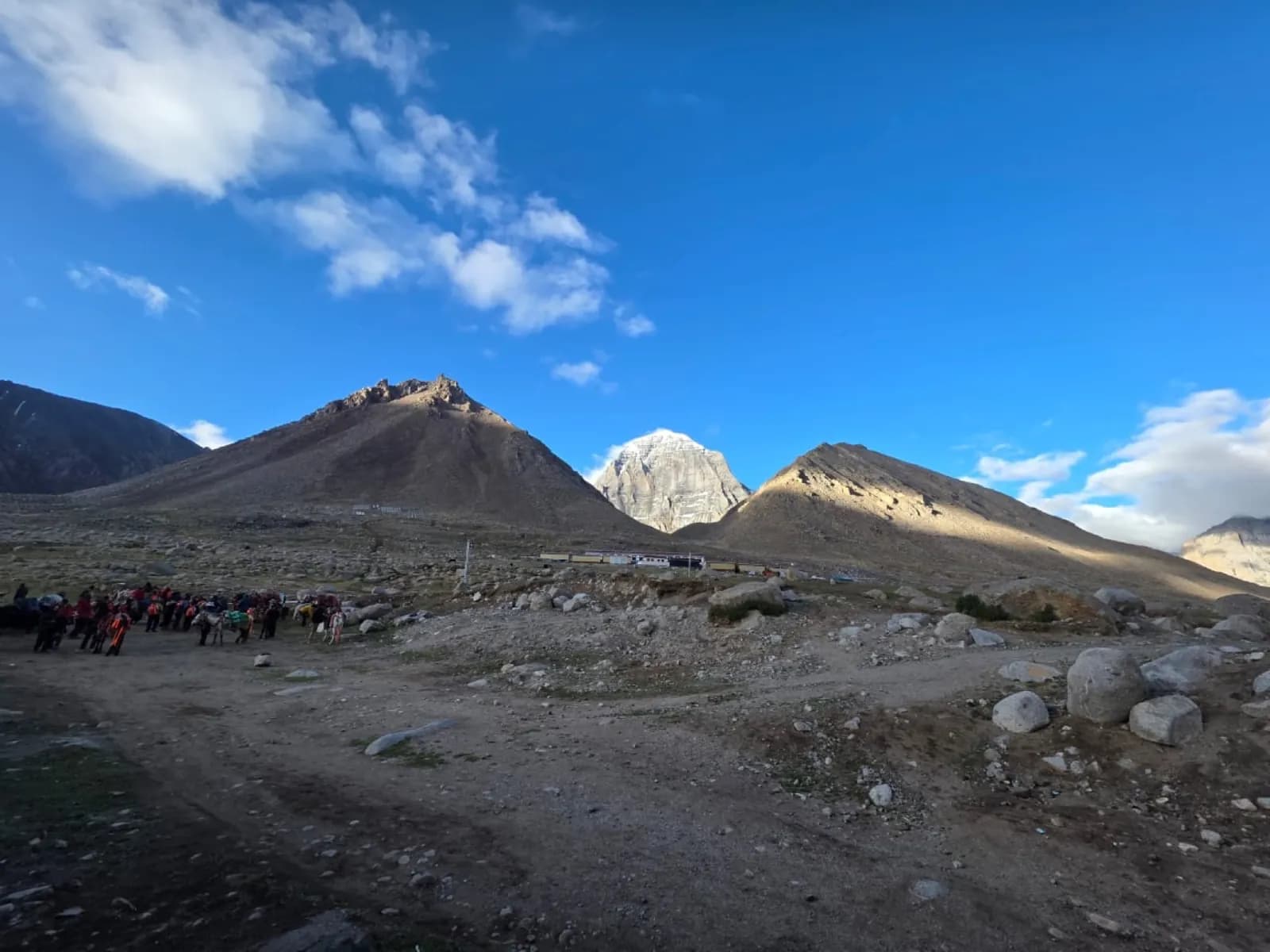Day 10, Drive to Darchen and Tarboche, trek to Diraphuk, photo 1 of 3