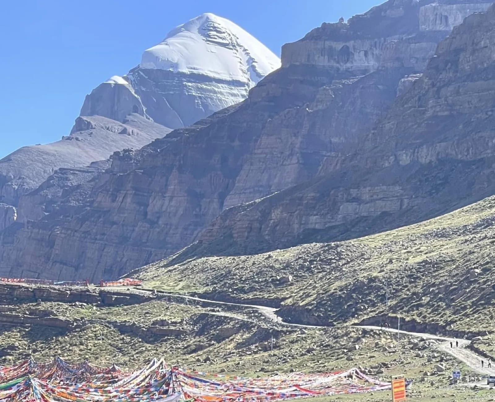 Day 12, Trek from Zuthulphuk to Darchen and drive to Saga, photo 1 of 3