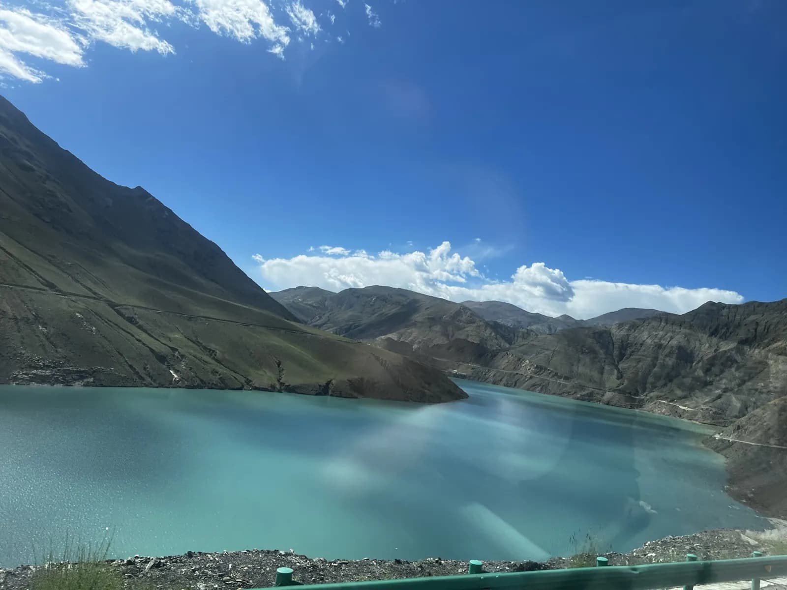 Day 6, Drive to Shigatse (3,900 m), photo 1 of 2