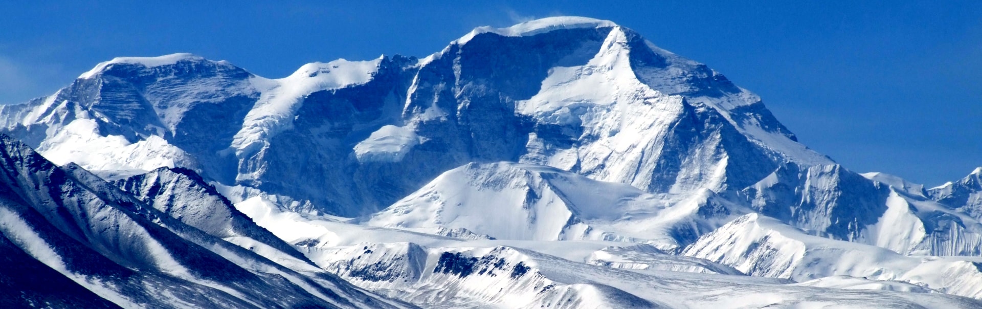 Everest – Cho Oyu – Sishapangma Base Camp Trek